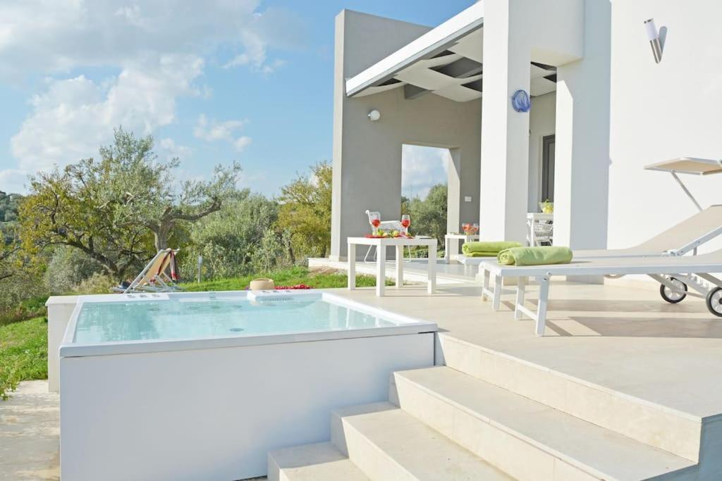 Villa Pettegola Tenuta Il Cavaliere Di Italia Noto- Vista Mare Mini Piscina Idromassaggio Luaran gambar