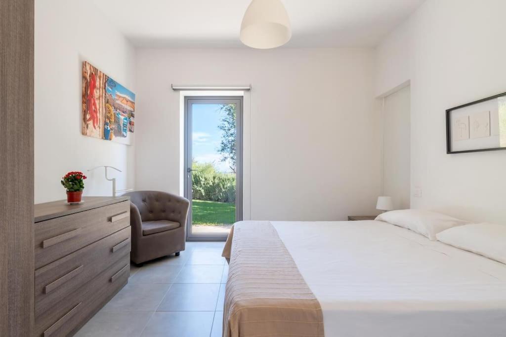Villa Pettegola Tenuta Il Cavaliere Di Italia Noto- Vista Mare Mini Piscina Idromassaggio Luaran gambar