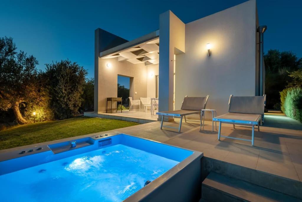 Villa Pettegola Tenuta Il Cavaliere Di Italia Noto- Vista Mare Mini Piscina Idromassaggio Luaran gambar