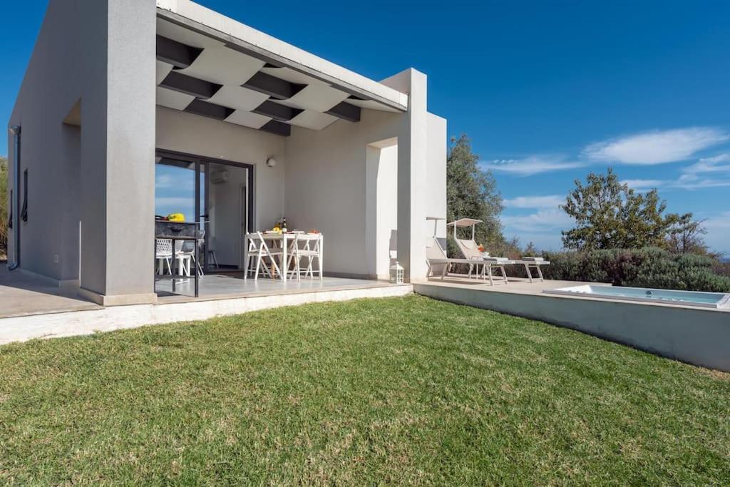 Villa Pettegola Tenuta Il Cavaliere Di Italia Noto- Vista Mare Mini Piscina Idromassaggio Luaran gambar
